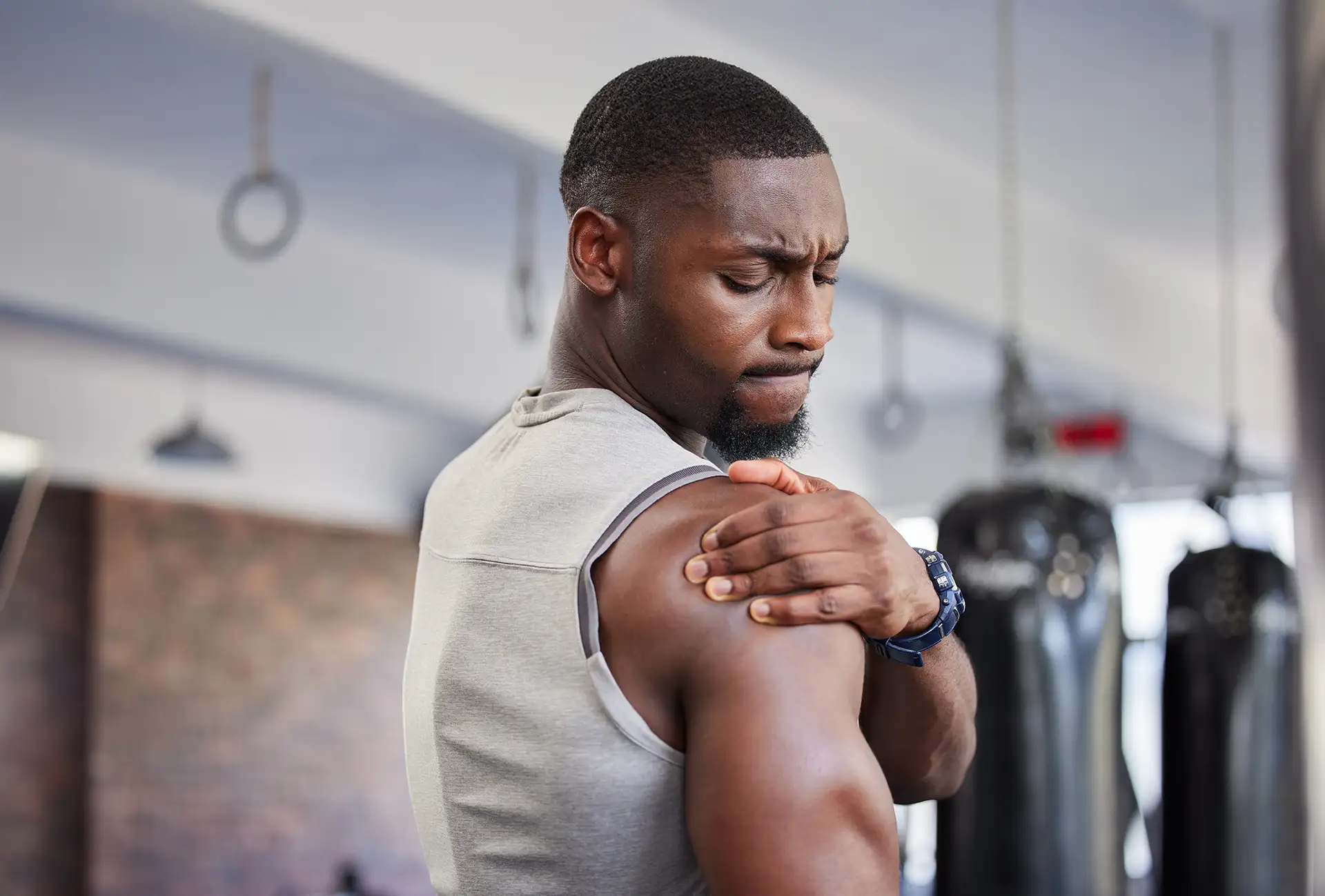 What Does a Rotator Cuff Injury Feel Like