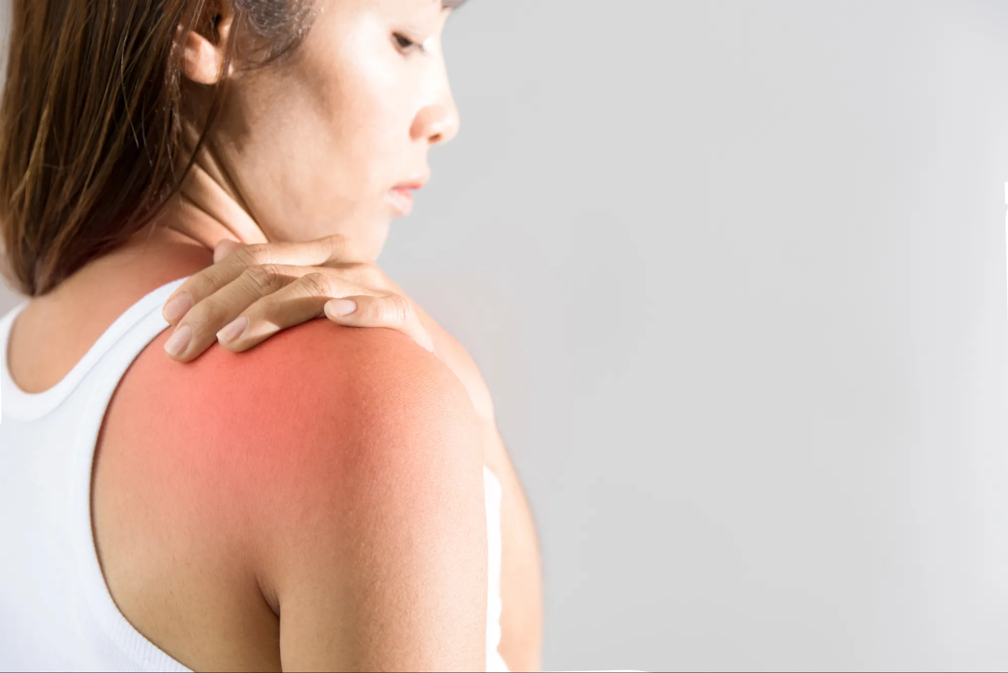 Patient wondering how serious her shoulder pain is