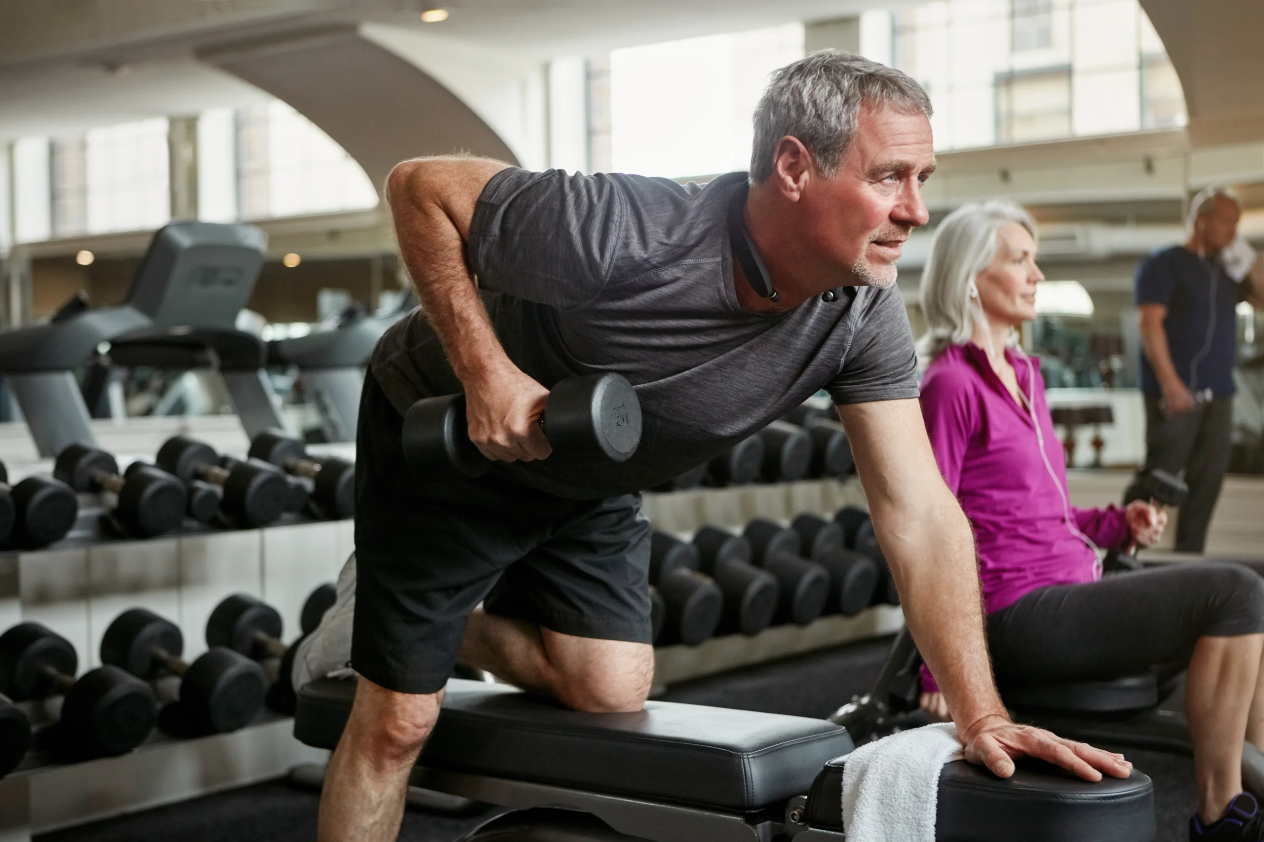 Man lifting weights